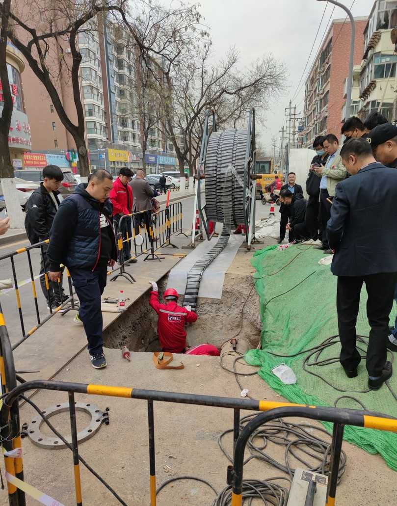 Einbau des IH Liners | Foto: NordiTube Technologies Einbau des IH Liners | Foto: NordiTube Technologies