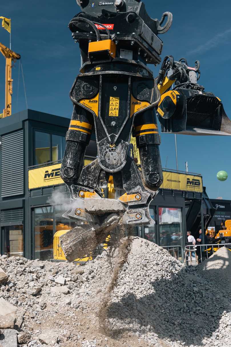 Die stärkste Abbruchzange aus der neuen Serie: die MB PT 1650 | Foto: MB Crusher Die stärkste Abbruchzange aus der neuen Serie: die MB PT 1650 | Foto: MB Crusher
