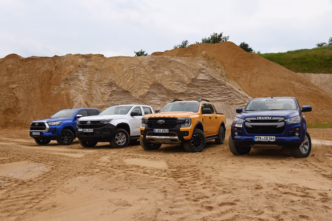 https://bau.bi/static/a98cb322921ec94c31911c2561d685aa/9b0e4/klassentreffen-mit-pickups-article_image-0.avif