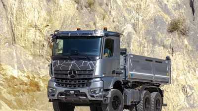 Mercedes Arocs Extent 2653: Was taugt der limitierte Edel-Kipper im Test?