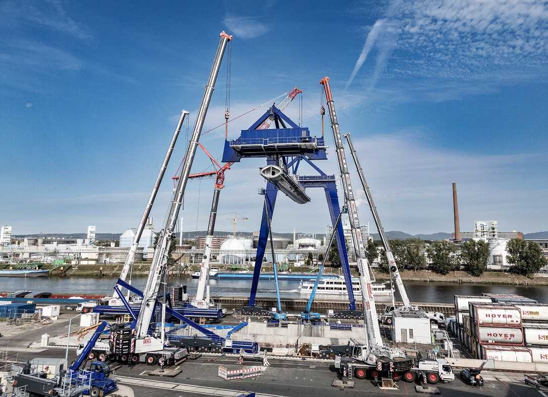 Kraneinsatz: BKL meistert spektakulären Fünffach-Hub in Frankfurt