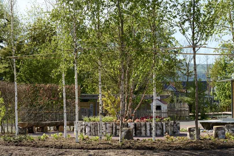 Der „Drachenwald“ von Garten- und Landschaftsbau Weißmüller dient als Treffpunkt und Ruheort. | Foto: VGL Bayern