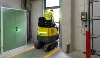 Warum dieser Minibagger im Innenabbruch die bessere Wahl ist