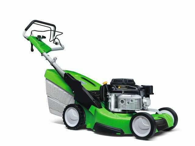 Highlight der Serie ist der Benzin-Rasenmäher MB 655 YS mit Kawasaki-Motor und wartungsfreiem Hydrostat-Antrieb. | Foto: Viking