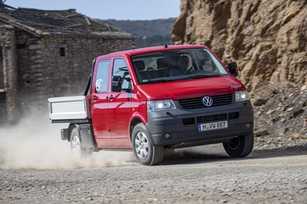 VW beginnt mit Auslieferung der neuen Transporter und Caravelle