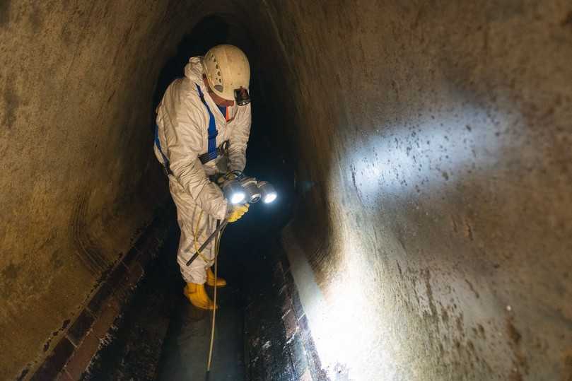 Die Sanierung wird mit Video dokumentiert. | Foto: Andreas Mauritz, Jockgrim Die Sanierung wird mit Video dokumentiert. | Foto: Andreas Mauritz, Jockgrim