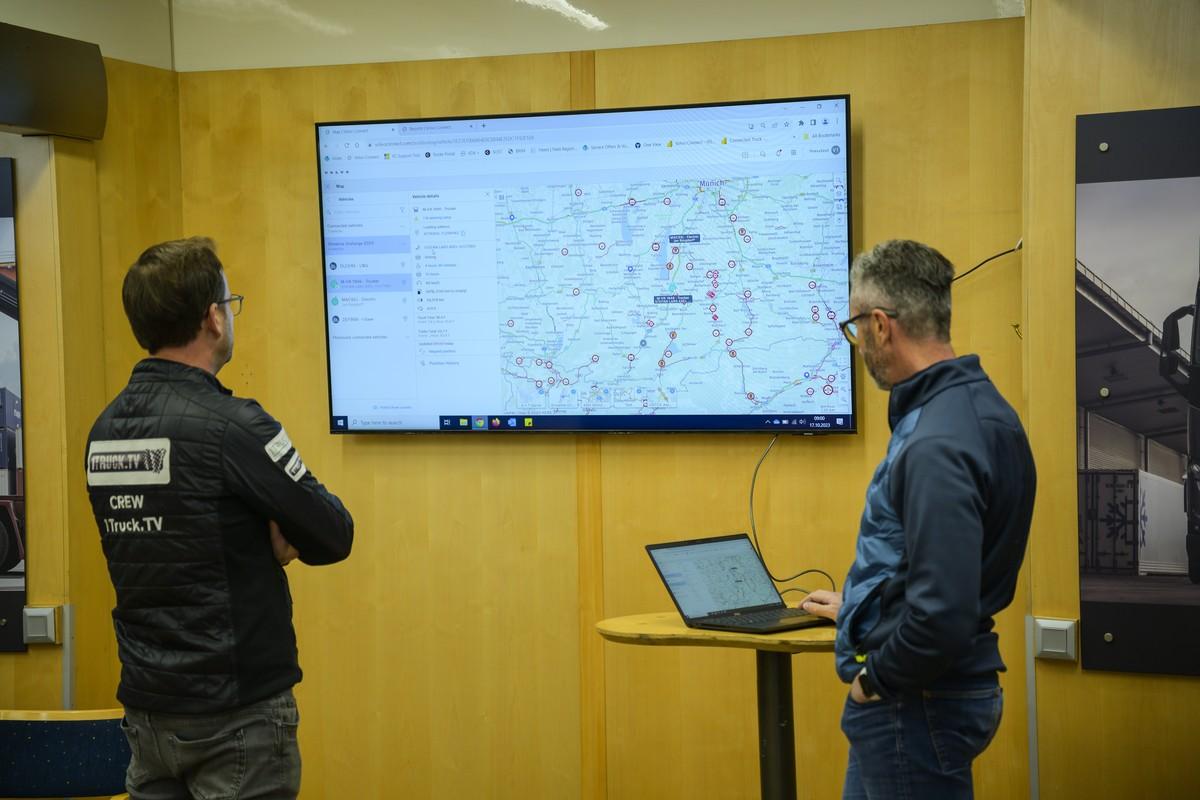 Position und Fahrleistungen der Volvo FH überträgt das Datenportal Volvo Connect. | Foto: Quatex