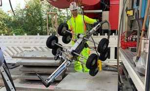 Mit dem Gigant in begehbare Profile