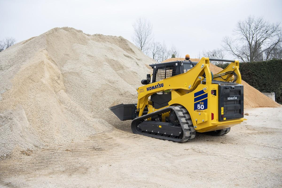 Wurde komplett überarbeitet: Der kompakte Raupenlader CK50-8 bietet laut Komatsu eine der höchsten Betriebskapazitäten in seiner Klasse. | Foto: Komatsu