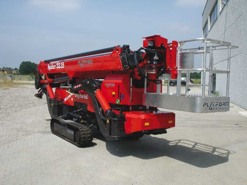 Zusätzlich zur klassischen Dieselversion ist die Bühne jetzt auch als Hybrid-Variante sowie als vollelektrisches Modell mit Lithium-Ionen-Batterien erhältlich. | Foto: Platform Basket