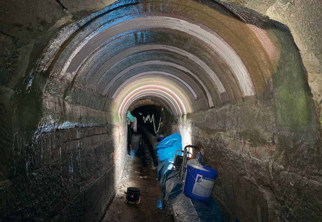 Dommel saniert Mischwasserkanal mit GFK-Halbschalen Dommel saniert Mischwasserkanal mit GFK-Halbschalen