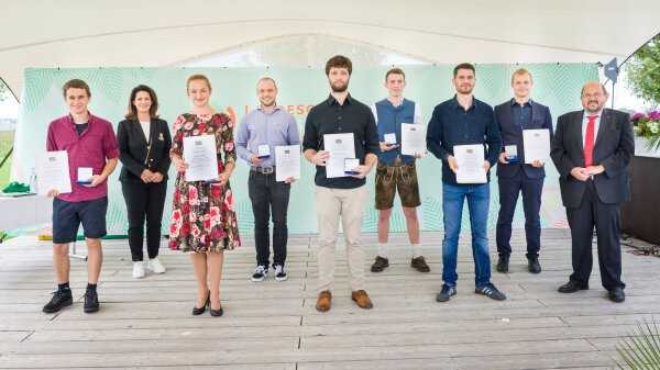 Meisterpreis der Bayerischen Staatsregierung für beste Prüfungsabsolventen. 