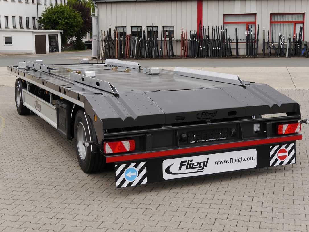 Agritechnica 2025: Fliegl zeigt flexible Transportlösungen Agritechnica 2025: Fliegl zeigt flexible Transportlösungen