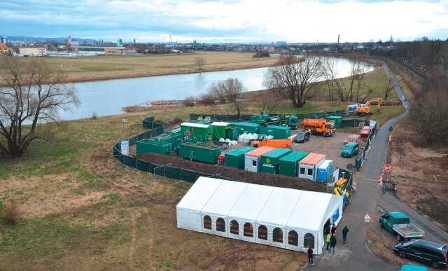 Elbdükerung in Dresden: „Hartes“ Stück Arbeit auf dem Weg zum Ziel Elbdükerung in Dresden: „Hartes“ Stück Arbeit auf dem Weg zum Ziel