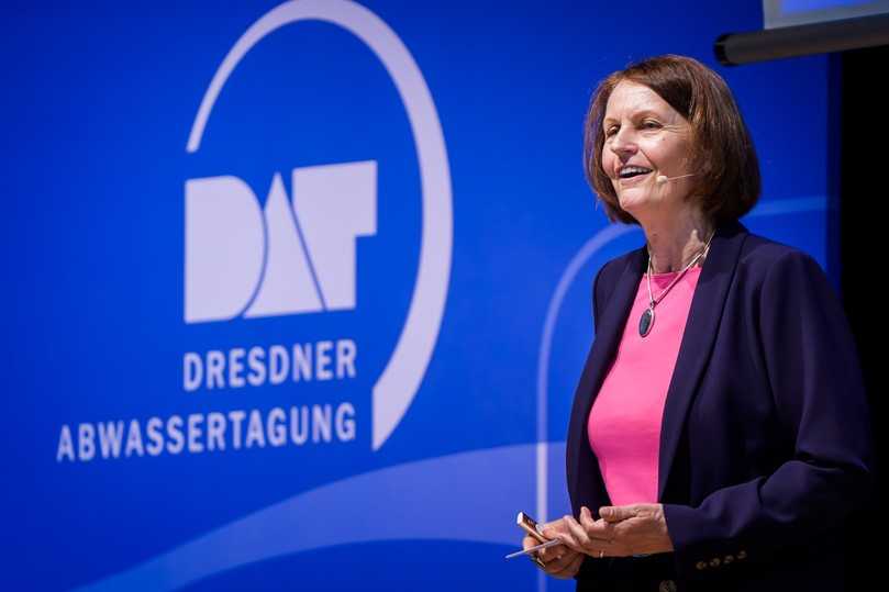 Gunda Röstel (Kaufmännische Geschäftsführerin der SE Dresden) beim Panel zu EU-KARL. | Foto: SE Dresden/Andre Wirsig