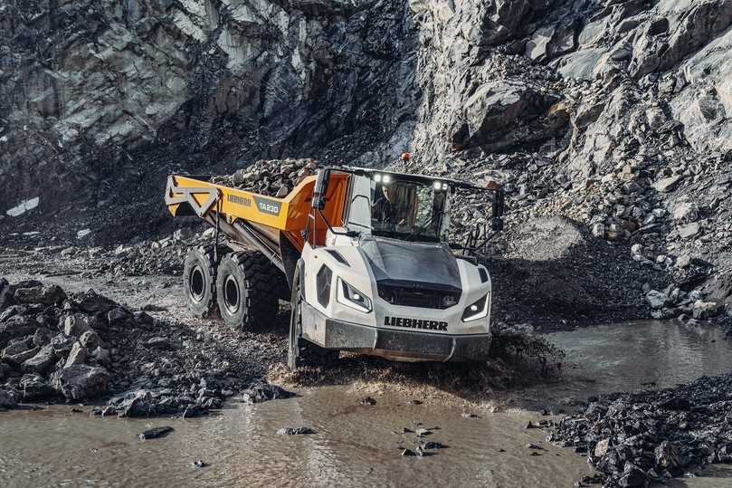 Liebherr-Highlight auf der Steinexpo 2026: Der Muldenkipper TA 230 Litronic punktet mit Leistung und Geländegängigkeit. | Foto: Liebherr Liebherr-Highlight auf der Steinexpo 2026: Der Muldenkipper TA 230 Litronic punktet mit Leistung und Geländegängigkeit. | Foto: Liebherr