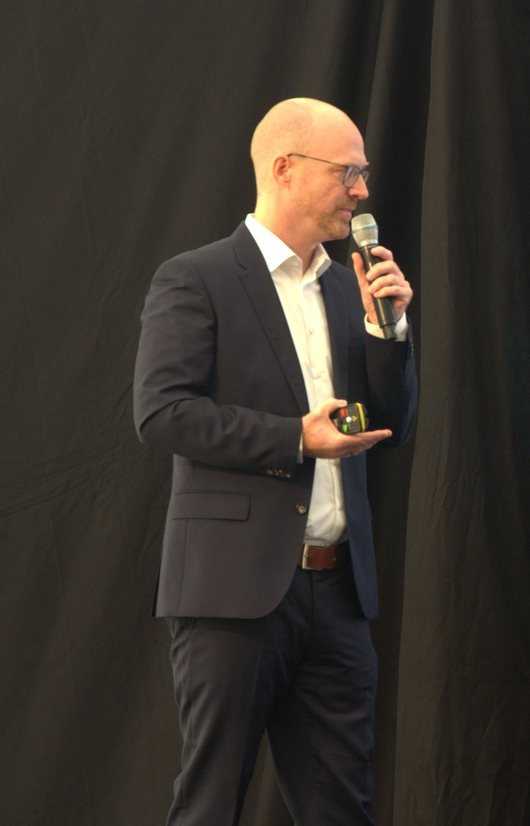 Strategien und Ziele, insbesondere mit Blick auf Nachhaltigkeit, waren Gegenstand des Vortrags von Dr. Nils Füchtjohann. | Foto: B_I/Valdix