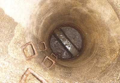 Über 280 Schächte, ein Ziel