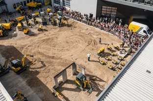Mobilbagger und Radlader: Baumaschinen-Neuheiten beim Wacker Neuson Universe