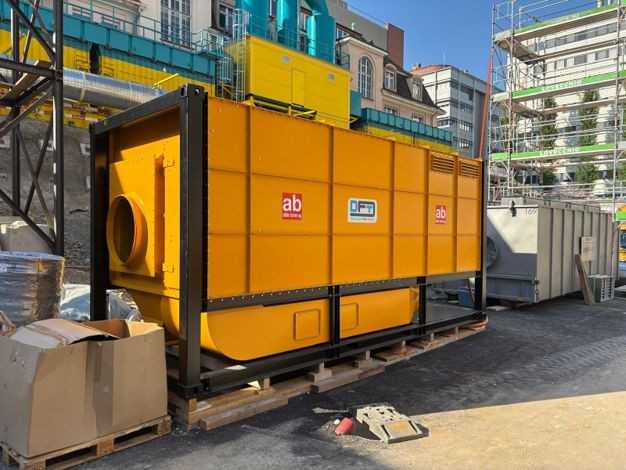 Steinexpo 2026: Flexible Industrie-Entstaubung auf der Baustelle mit Mobcon