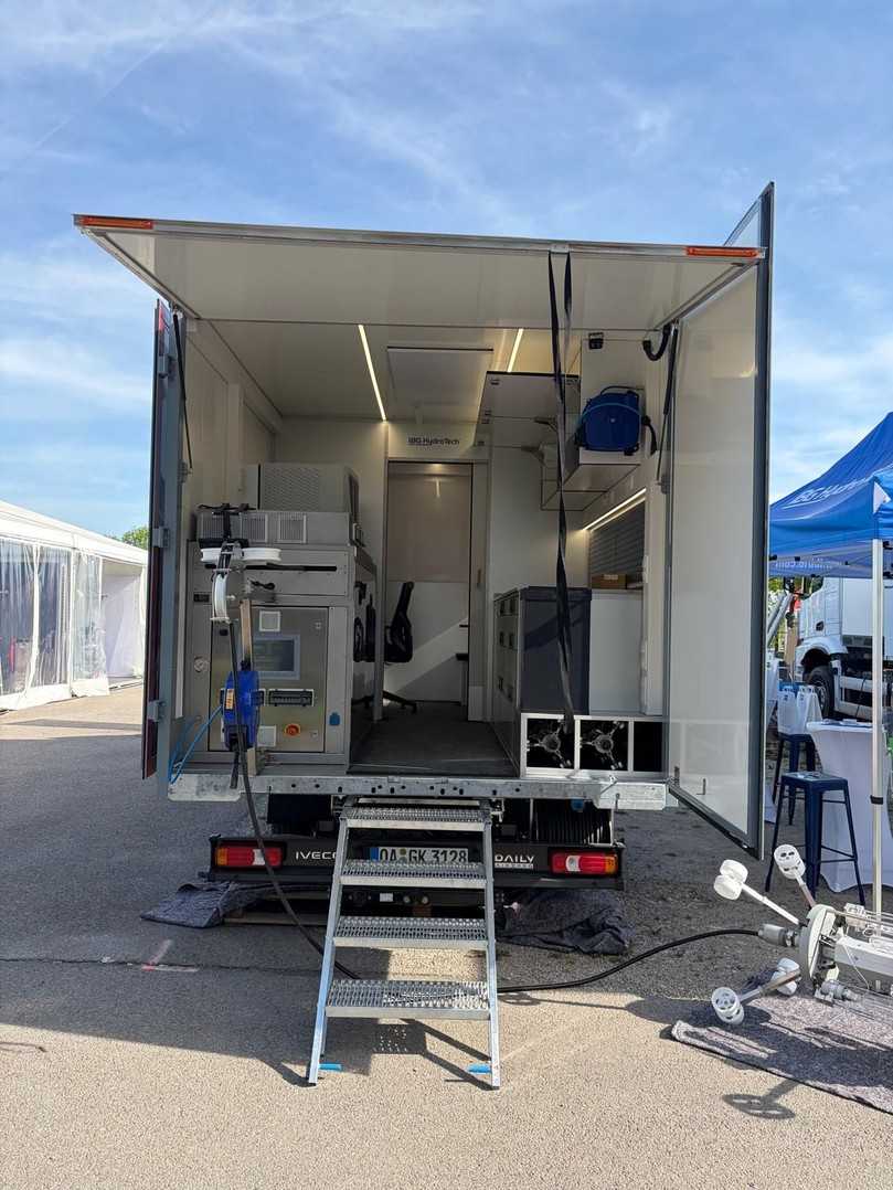 Im Fahrzeug verbaute IBG UV/IR smartcure 5.0 | Foto: IBG HydroTech