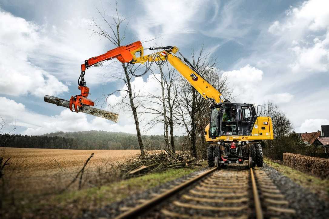 Zeppelin Baumaschinen und Rental auf der Nordbau in Neumünster