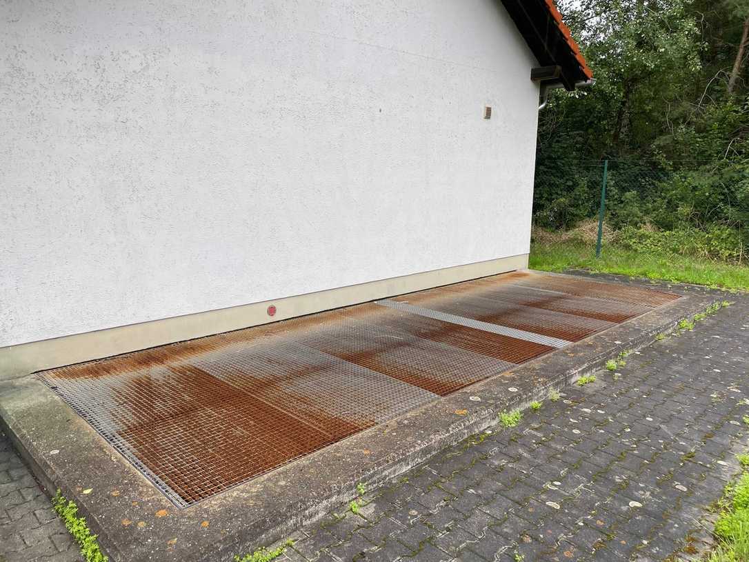 FlexiGrid löst Gitterost ab: Erfolgreiche Pilotinstallation in Wackersdorf