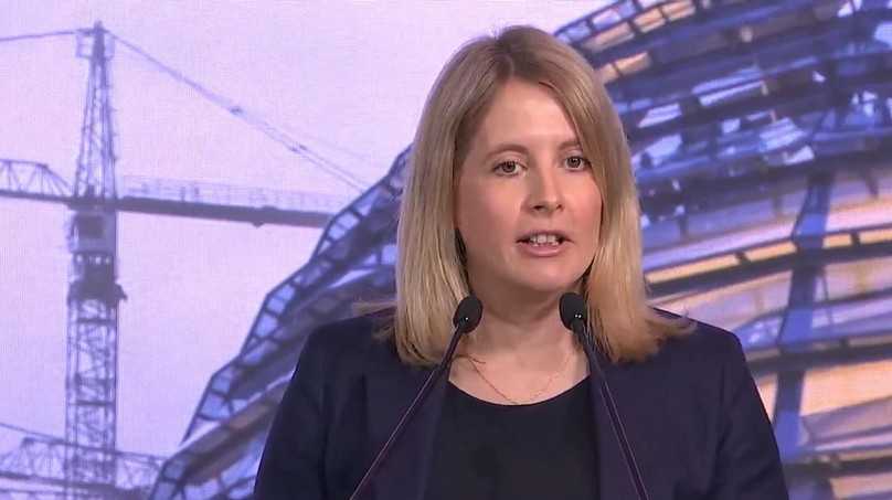 Setzt auf das neue Konjunkturprogramm und den Schub durch serielles Bauen: Bundesbauministerin Verena Hubertz (hier im ZDB Livestream zum Baugewerbetag 2025). | Foto: ZDB Setzt auf das neue Konjunkturprogramm und den Schub durch serielles Bauen: Bundesbauministerin Verena Hubertz (hier im ZDB Livestream zum Baugewerbetag 2025). | Foto: ZDB