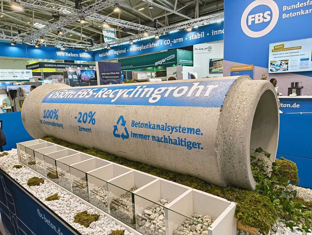 Erstes Betonrohr aus 100 % Recyclingmaterial Erstes Betonrohr aus 100 % Recyclingmaterial