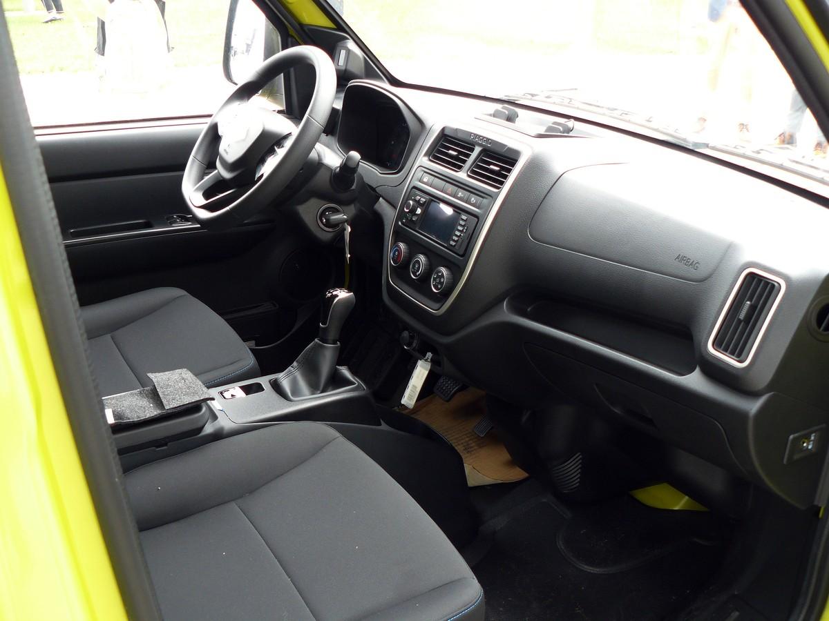 Für große Fahrer wird’s im Porter eng. Die Ausstattung ist zeitgemäß. | Foto: Randolf Unruh