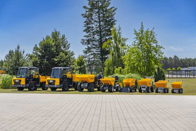 Im Sommer 2022 stellte Bergmann sein Elektro-Dumper-Programm vor. Die eigens entwickelte, modulare Lithium-Eisenphosphat-Batterietechnik ist dabei das zentrale Element der Maschinen. | Foto: Schöning Fotodesign Im Sommer 2022 stellte Bergmann sein Elektro-Dumper-Programm vor. Die eigens entwickelte, modulare Lithium-Eisenphosphat-Batterietechnik ist dabei das zentrale Element der Maschinen. | Foto: Schöning Fotodesign