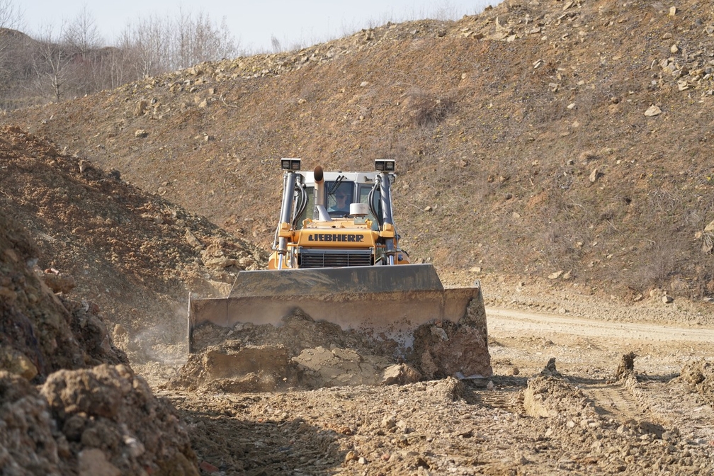 Gebraucht statt neu: Warum dieser Steinbruch auf Liebherr-Maschinen setzt