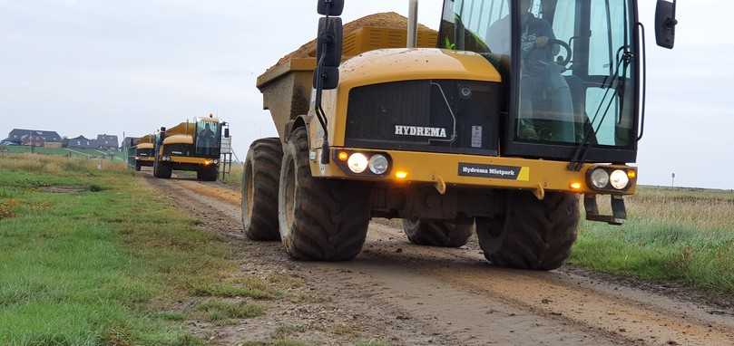 Der Dumper 707G bietet dem Fahrer viel Platz in der Komfortkabine. | Foto: Foto: Hydrema Der Dumper 707G bietet dem Fahrer viel Platz in der Komfortkabine. | Foto: Foto: Hydrema