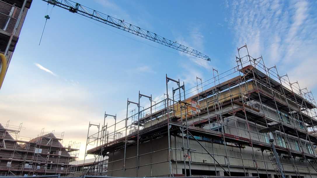 Sinkende Baugenehmigungen: Wohnungsbau-Krise in Deutschland dauert an