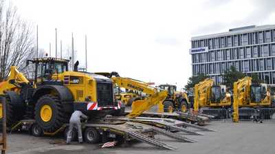 Wie Komatsu aus der Wirtschaftskrise steuert