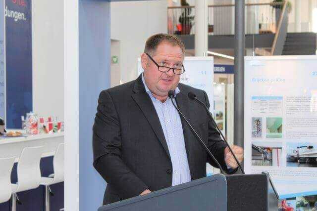 Straßenbau zum Frühstück Straßenbau zum Frühstück