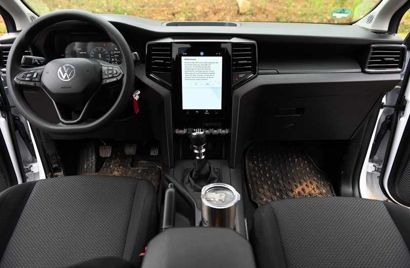 Blick ins Cockpit beim VW Amarok. | Foto: Frank Hausmann Blick ins Cockpit beim VW Amarok. | Foto: Frank Hausmann