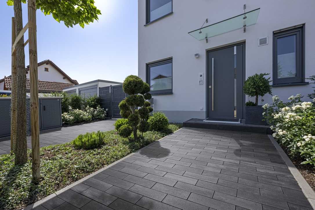 Modernes Betonsteinpflaster von Kann: Zentano Pur