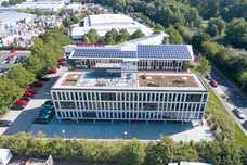 Parkplatz-Infrastruktur für Riedel Bau