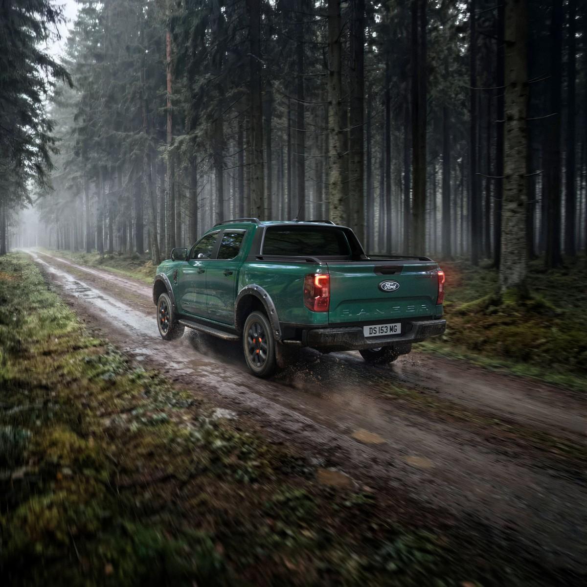 Beim Antrieb können die Kunden wählen zwischen der Plug-in-Hybrid-Variante (PHEV) und dem 3,0 Liter Eco Blue V6-Turbodieselmotor, der 177 kW (240 PS) auf die Straße bringt. | Foto: Ford