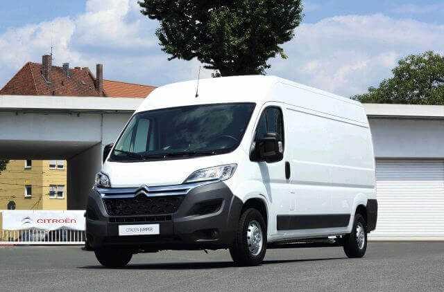 Ganz neu ist der Citroen Jumpy, jetzt hat er VW-Bus-Format. Er wird auch als Peugeot Expert verkauft Ganz neu ist der Citroen Jumpy, jetzt hat er VW-Bus-Format. Er wird auch als Peugeot Expert verkauft