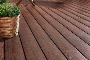 Null-Grad-Diele macht Gefälle überflüssig