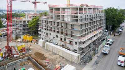 Wie Brandschutz mit vorgefertigten Holzrahmenelementen gelingt