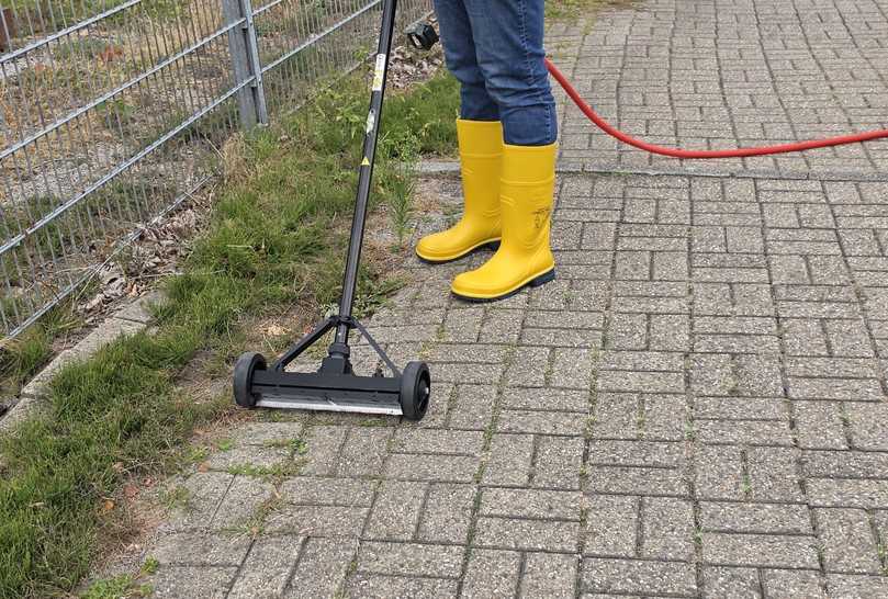 Mit der Weiterentwicklung der „Electro Lance“ ist auch eine flächige Wildkrautbekämpfung mit Strom möglich. | Foto: Kersten Mit der Weiterentwicklung der „Electro Lance“ ist auch eine flächige Wildkrautbekämpfung mit Strom möglich. | Foto: Kersten