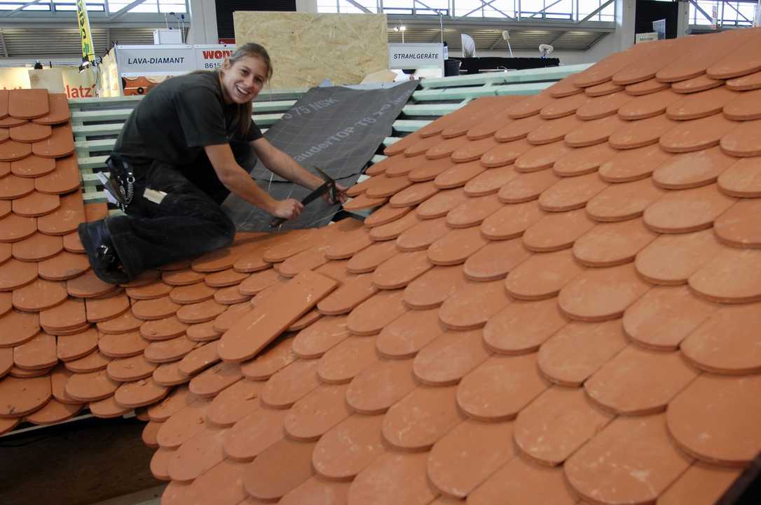 Fachmesse Dach+Holz 2024 startet mit besten Aussichten Fachmesse Dach+Holz 2024 startet mit besten Aussichten