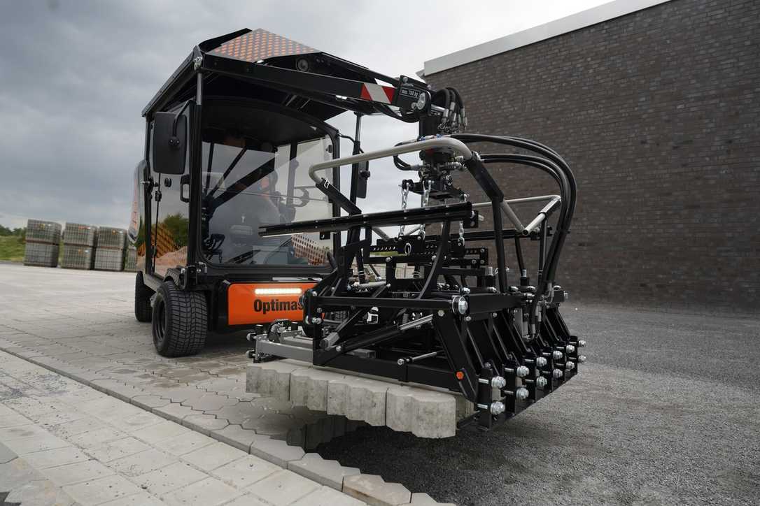 Vorteile von Verlegemaschinen & Vakuumtechnik im Pflasterbau