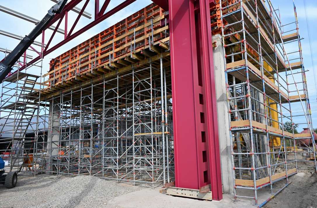 Schalung im Industriebau: Paschal meistert Deckenhöhe und Umplanung in Achern Schalung im Industriebau: Paschal meistert Deckenhöhe und Umplanung in Achern