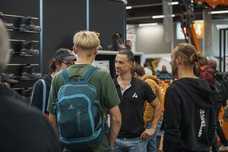 Uvex mit Prominenz auf der GaLaBau