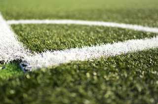 Trockenheit und Dauerstress: Hightech-Rasen für Sportplätze in Zukunft