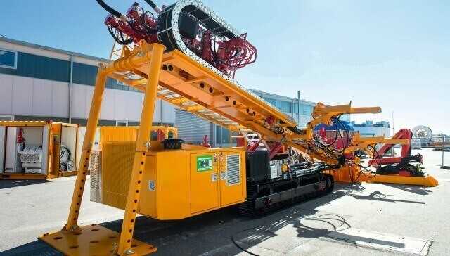 Bei der Konzeption der Bohranlage wurden Erfahrungen aus der Großbohrtechnik und Feedback des Marktes in die 80-Tonnen-Klasse übertragen.